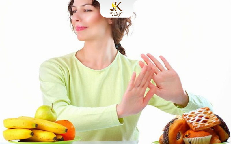 kiêng khem sau nâng ngực